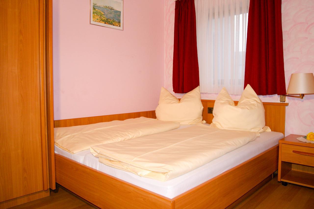 Hotel Schonunger Bucht Waigolshausen Pokój zdjęcie