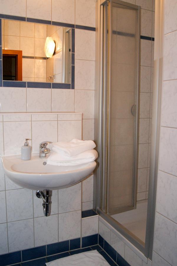 Hotel Schonunger Bucht Waigolshausen Pokój zdjęcie